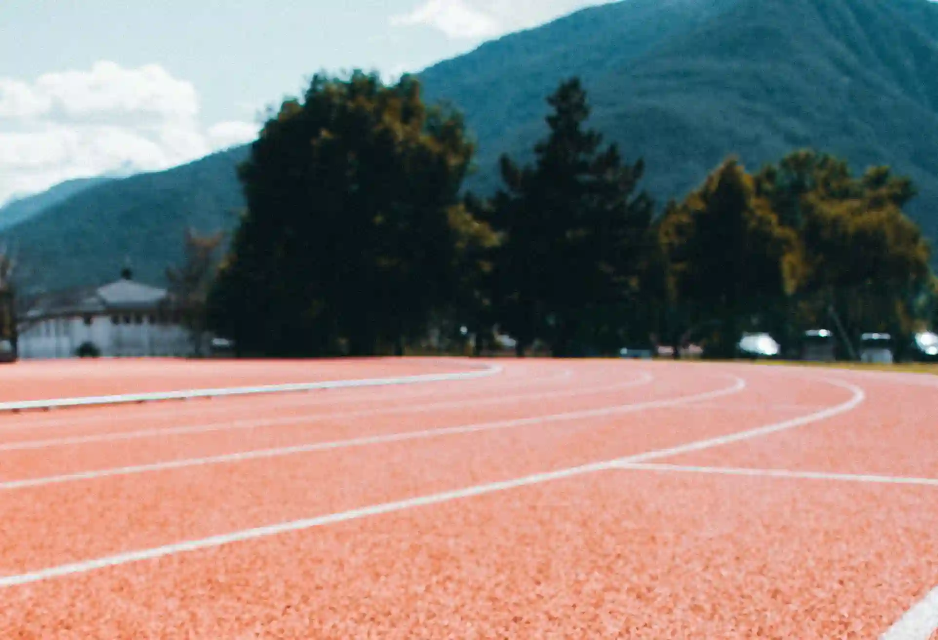 ASV Mals Sportplatz – Moderne Laufbahn in Mals